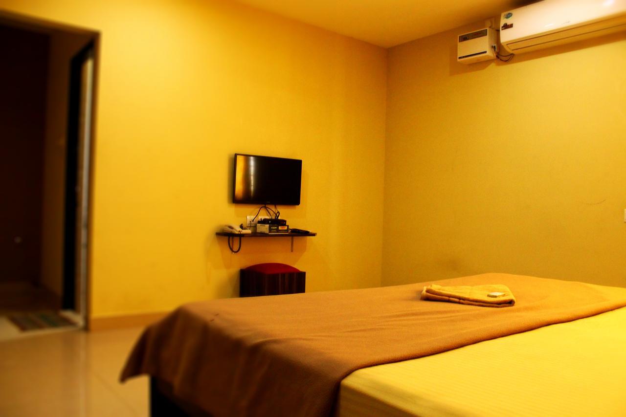 Chandran Hyline Chennai Exterior foto